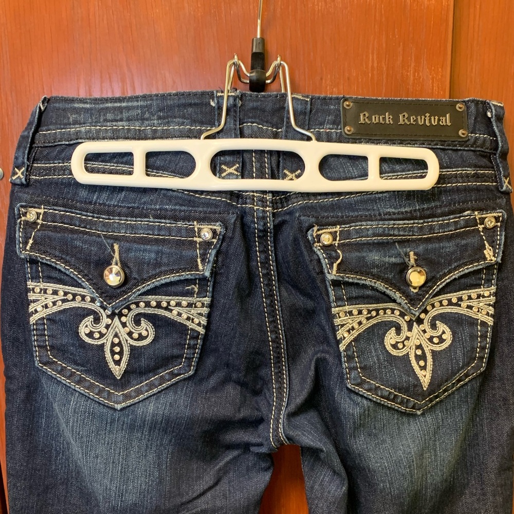 Women’s Rock Revival Skinny Jeans